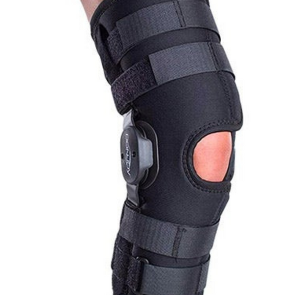 DonJoy Deluxe Hinged Knee Brace, Drytex Sleeve, Open Popliteal, Large